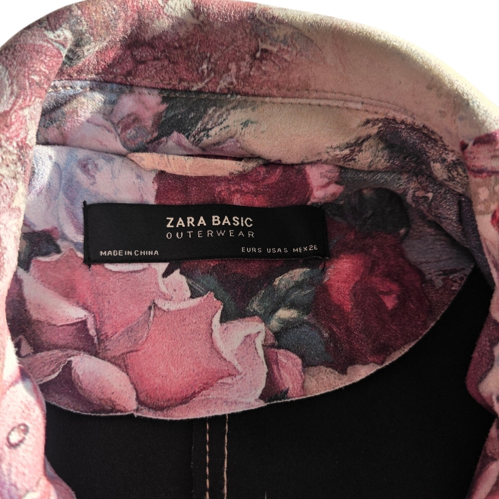 Zara Outerwear FLORAL BELTED jacket With Big Zippers - Picture 3 of 5